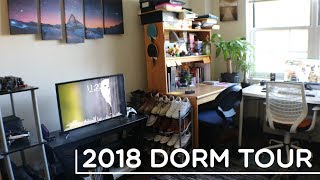 College Guys Dorm Tour  Single Room  Truman State University [upl. by Jaela269]