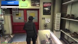 Gta 5 how to put on a duffel bag on your back [upl. by Siseneg566]