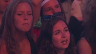 Guizmo Attendez moi Live  Les Vieilles Charrues 2016 [upl. by Niklaus]