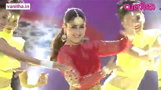 Kareena Kapoor Sizzling Performance in Vanitha Film Awards 2019 [upl. by Elram901]