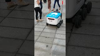 Moscow city  Yandex Food Delivery Robot [upl. by Dustin954]