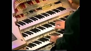 Organist goes Crazy The Worlds Fastest Organist [upl. by Platt]