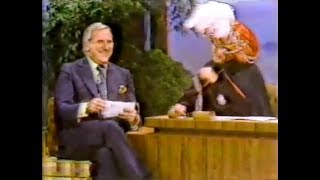 JOHNNY CARSON CARNAC THE MAGNIFICENT Dec 03 1975 [upl. by Yole]