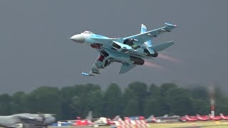 Ukrainian Su27 Flankers thundering beast of a display at RIAT [upl. by Thordia]