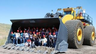 LeTourneau L2350  The Biggest Wheel Loader in The World [upl. by Esorrebma]