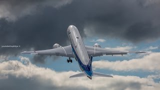 Almost vertical Takeoff Boeing 7879 Dreamliner ANA airlines at Farnborough 2016 [upl. by Harias825]