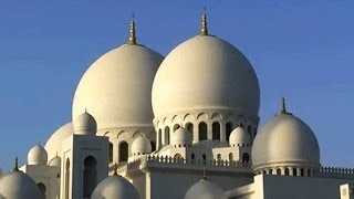 The Shaikh Zayed Grand Mosque in Abu Dhabi [upl. by O'Driscoll564]