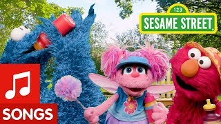 Sesame Street Water Water Song  Fun in the Sun [upl. by Ellinej]