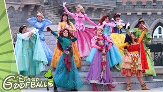 Team Princesses 👑 Make Your Choice  Pirates amp Princesses Disneyland Paris 2019 ✨ [upl. by Nrevel597]