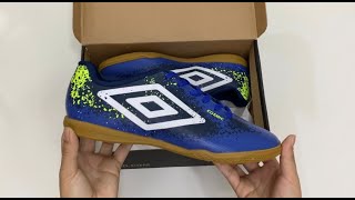 Chuteira Masculina Futsal Cosmic  UMBRO [upl. by Ecirtnuahs944]