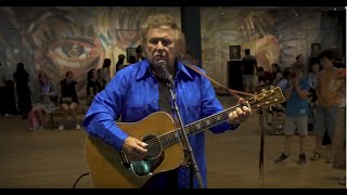 Don McLean at the Van Gogh Museum live performance Vincent Starry Starry Night [upl. by Yclek95]