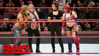 Alexa Bliss quotapplaudsquot Asukas WrestleMania decision Raw March 12 2018 [upl. by Icram]