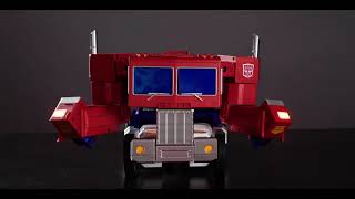 TRANSFORMERS AutoConverting Optimus Prime Built by Robosen [upl. by Volotta681]